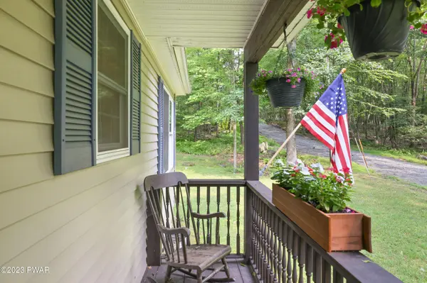 147 Neversink RD, Shohola, PA 18458
