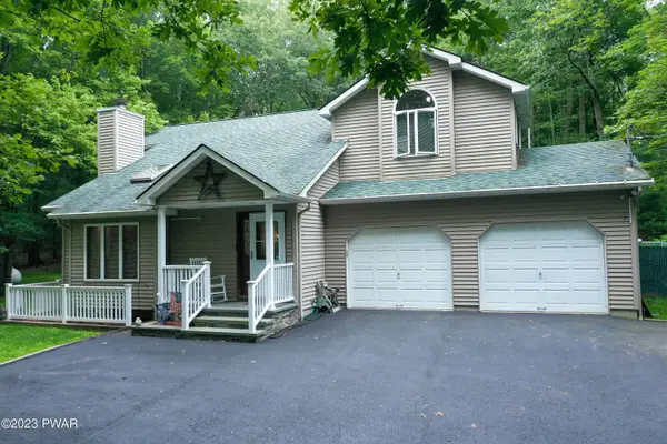 127 Maple DR, Shohola, PA 18458