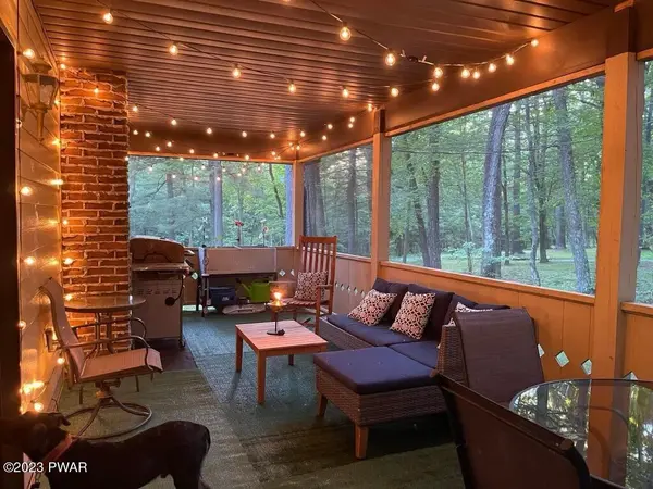 227 Fire Tower RD, Milford, PA 18337