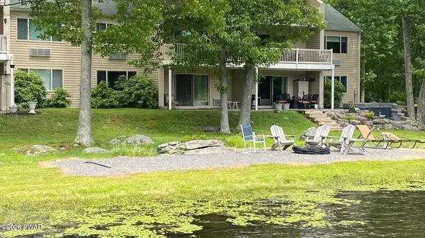1139 Acacia DR #5, Hawley, PA 18428