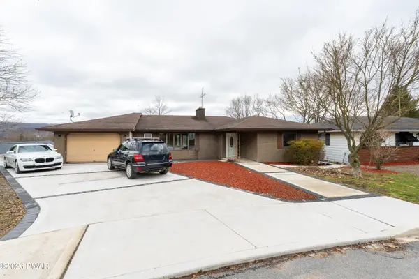 6 Short ST, Carbondale, PA 18407
