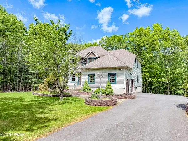 106 Quarry Ln., Tafton, PA 18464