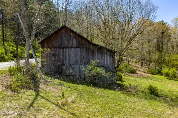 00 John Davis RD, Beach Lake, PA 18405