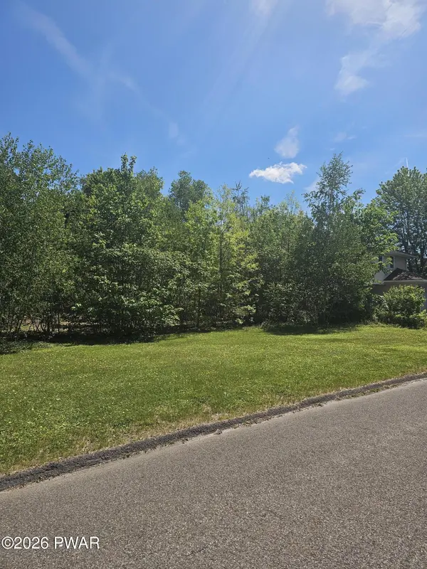 101 Buttonwood ST, Jessup, PA 18434