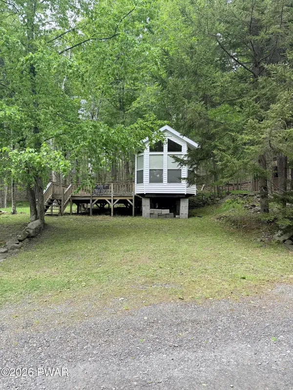 E15 Roughrider Run, Covington Twp, PA 18424