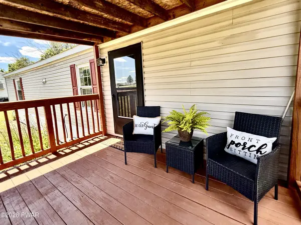 127 Buckingham HTS, Moscow, PA 18444