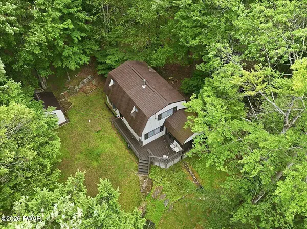 28 Bruin RD, Lake Ariel, PA 18436