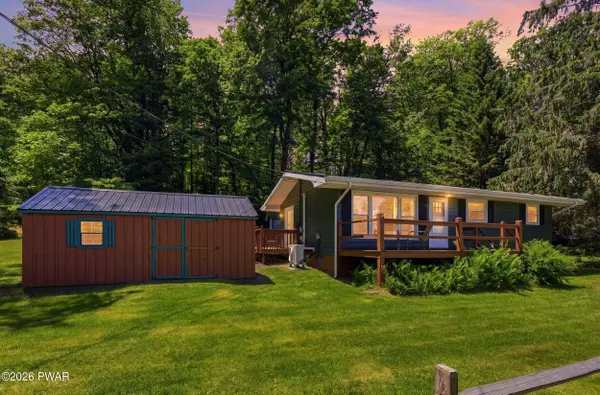 133 Wynooska RD, Greentown, PA 18426
