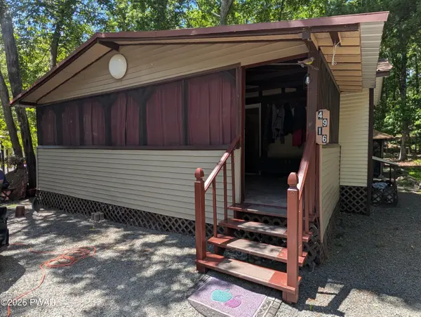 119 Mohican DR, Shohola, PA 18458
