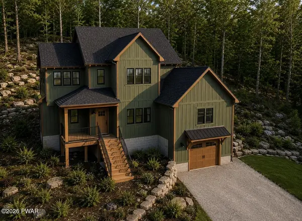 103 Heavenly Valley DR, Tafton, PA 18464