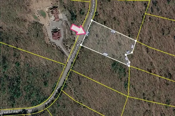 110 Blue Heron WAY, Hawley, PA 18428