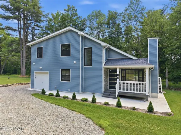 105 Aspen DR, Tannersville, PA 18372