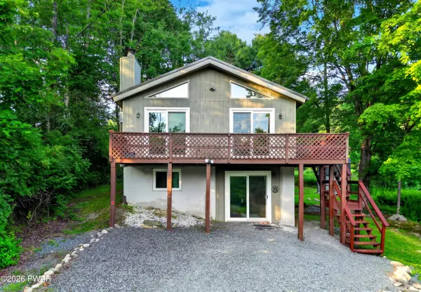 2217 High Point DR, Lake Ariel, PA 18436