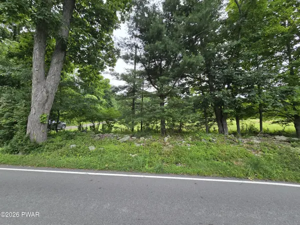 Bush Rd T 565 1 RD, Cresco, PA 18326