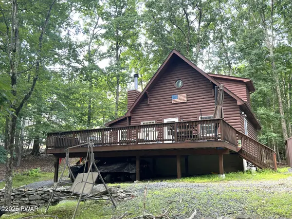 118 Karl Hope BLVD, Lackawaxen, PA 18435