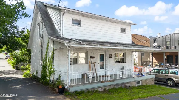 915 N Rebecca AVE, Scranton, PA 18504