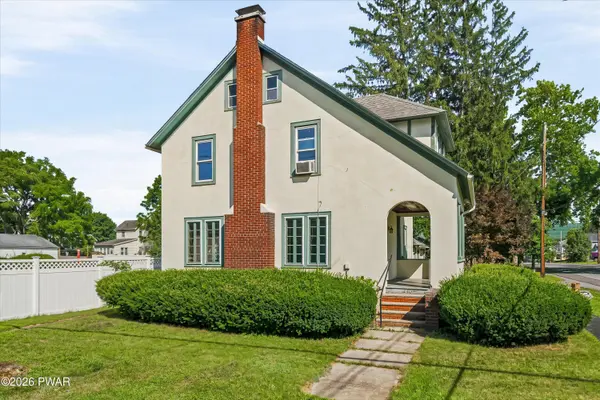 210 Avenue H, Matamoras, PA 18336