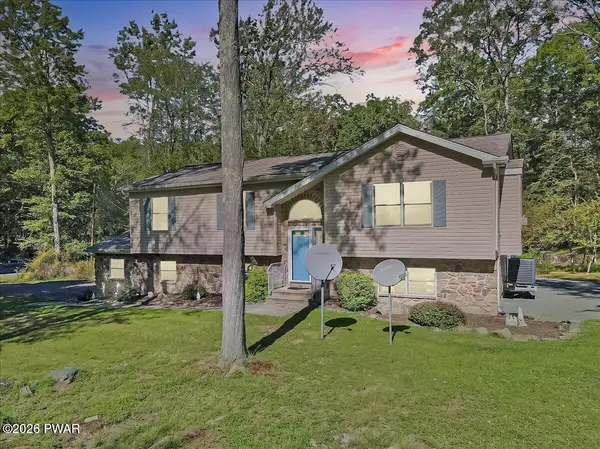 801 Sun Valley CT, Tafton, PA 18464
