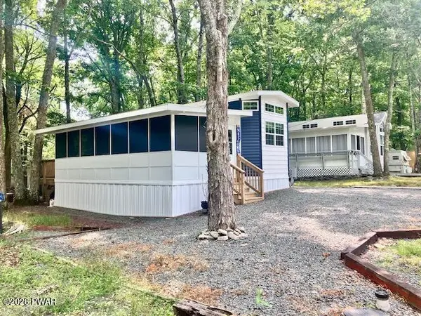 126 Deer RUN, Milford, PA 18337