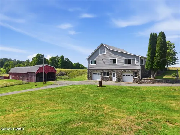381 Milanville RD, Beach Lake, PA 18405