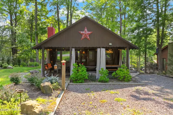 143 Bear Rock RD, Lake Ariel, PA 18436