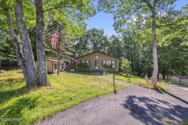 125 N Forrest DR, Milford, PA 18337
