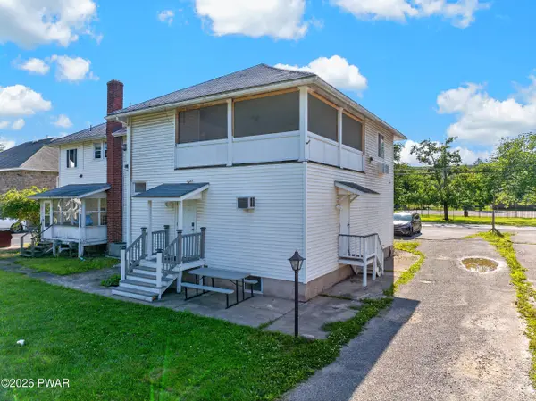 978 Main ST #2A, Newfoundland, PA 18445
