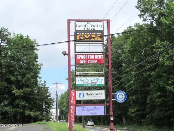 635 Rt 739, Lords Valley, PA 18428
