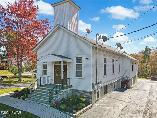 186 Ledgedale RD, Lake Ariel, PA 18436