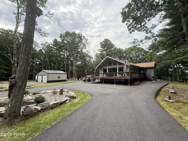 115 Song Mountain DR, Tafton, PA 18464