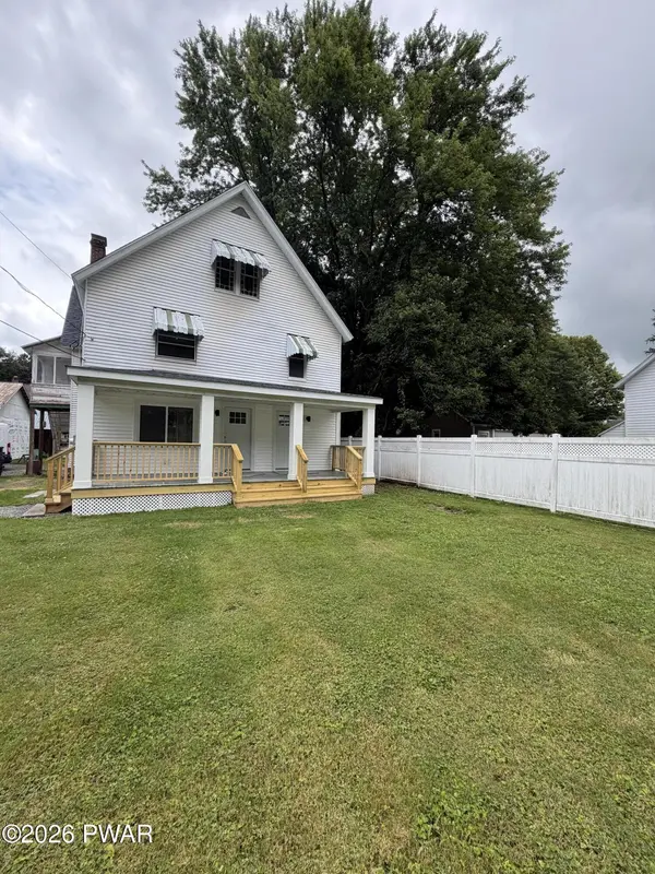 1729 N Main ST #B, Honesdale, PA 18431