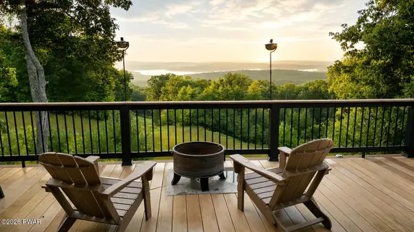 206 Paper Birch, Tafton, PA 18464