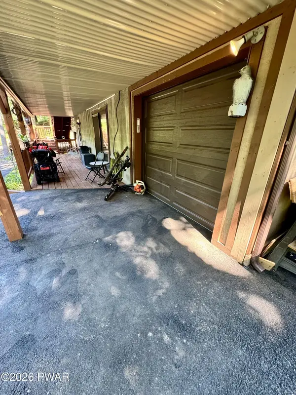 133 Manchester DR, Bushkill, PA 18324
