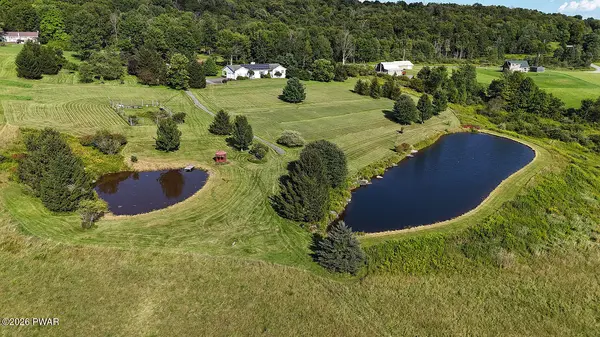 43 Schuman RD, Damascus, PA 18415