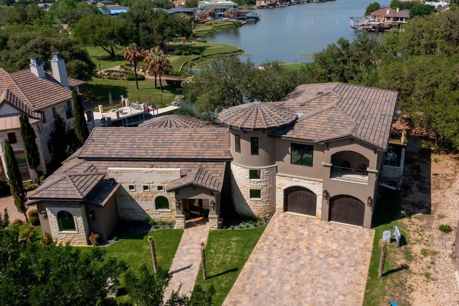 901 SUN RAY, Horseshoe Bay, TX 78657-0000