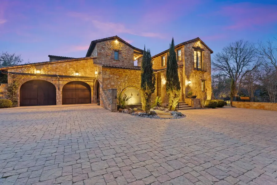 119 Plaza Escondido, Horseshoe Bay, TX 78657