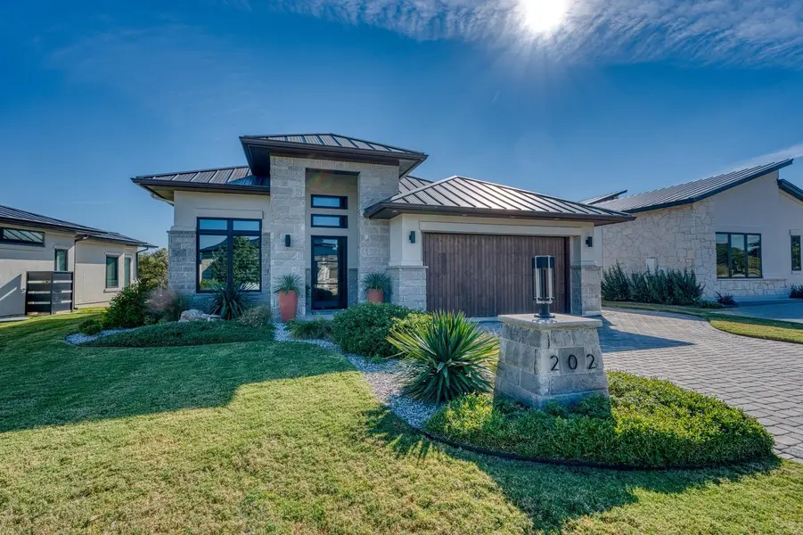 202 Azalea Loop, Horseshoe Bay, TX 78657