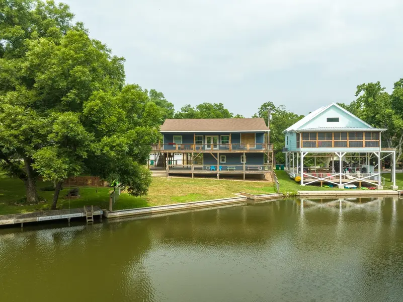 1320 Contour DR, Burnet, TX 78611