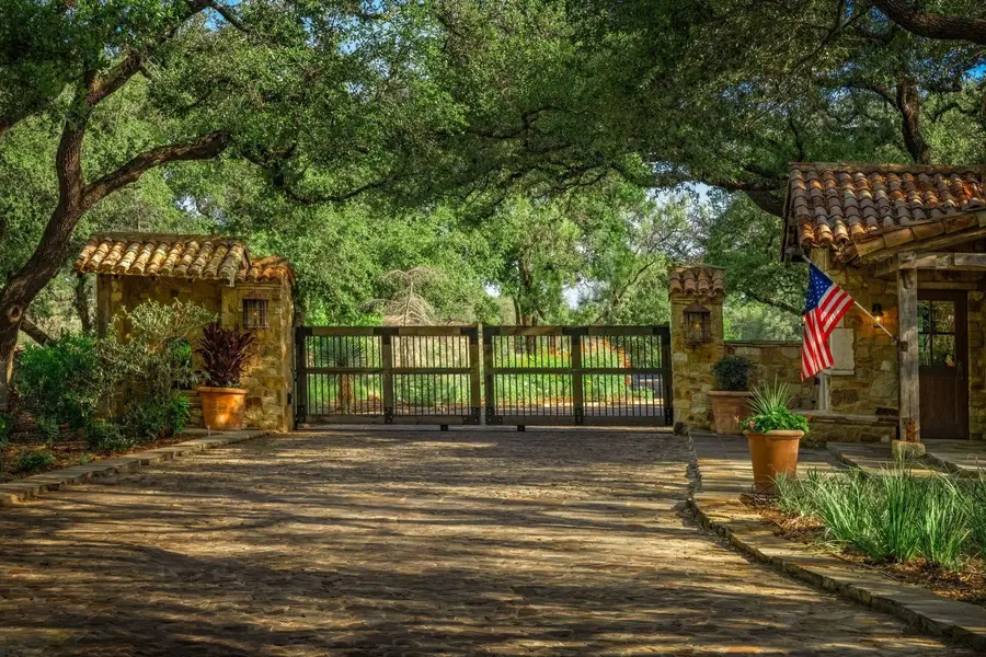 00 Ladera, Horseshoe Bay, TX 78657