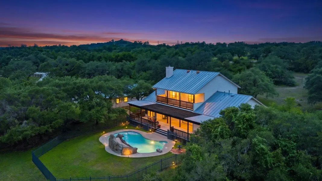 271 Summit Drive, Round Mountain, TX 78663-8663