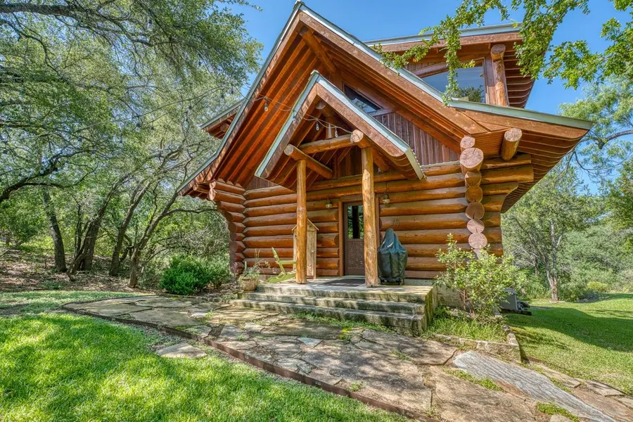 1221 Longhorn, Burnet, TX 78611