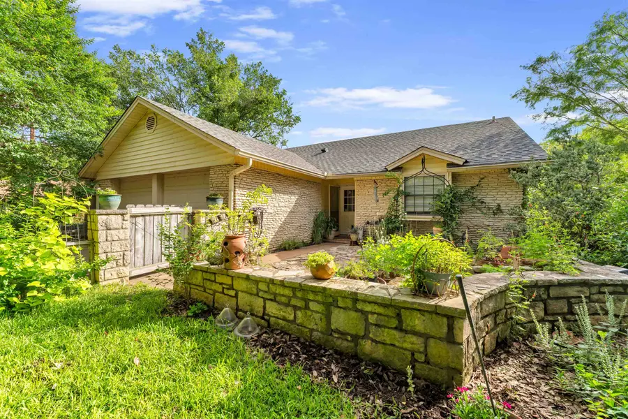 347 Shoals Pkwy, Burnet, TX 78611
