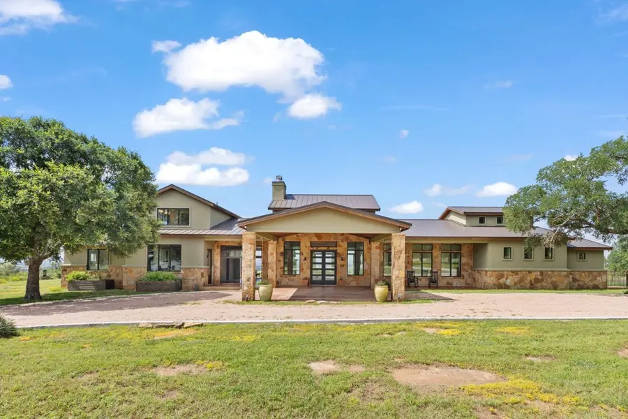 935 Scenic View Drive, Marble Falls, TX 78654