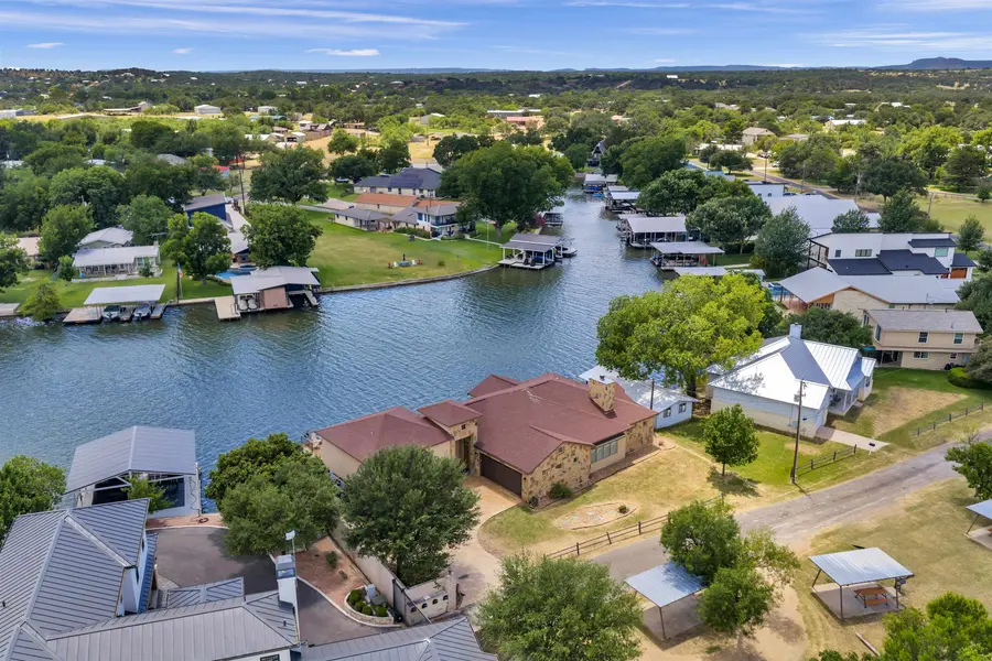 336 Park LN, Sunrise Beach, TX 78643