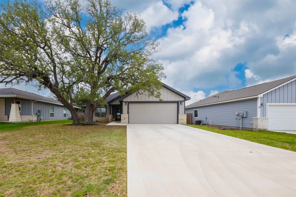 489 Dove TRL, Bertram, TX 78605
