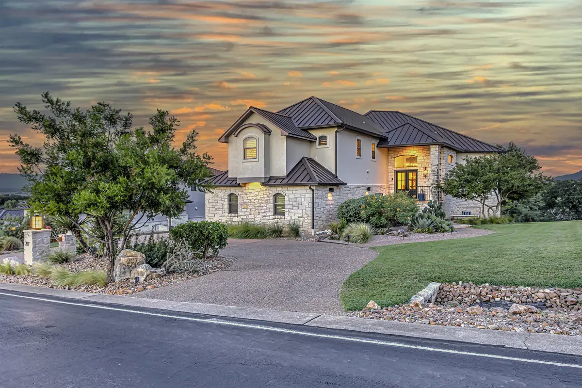 207 Florentine, Horseshoe Bay, TX 78657