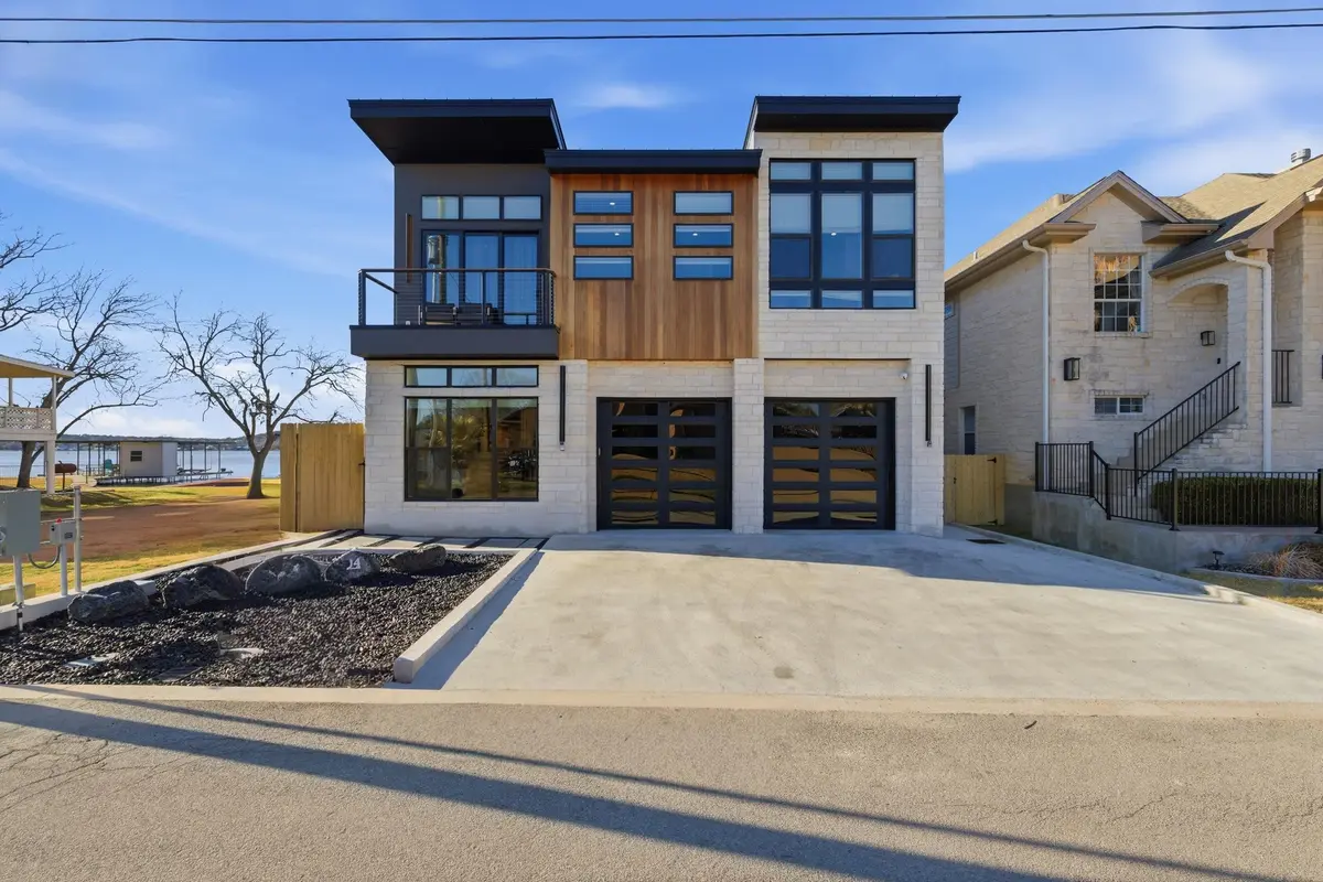 1104 Impala DR, Granite Shoals, TX 78654