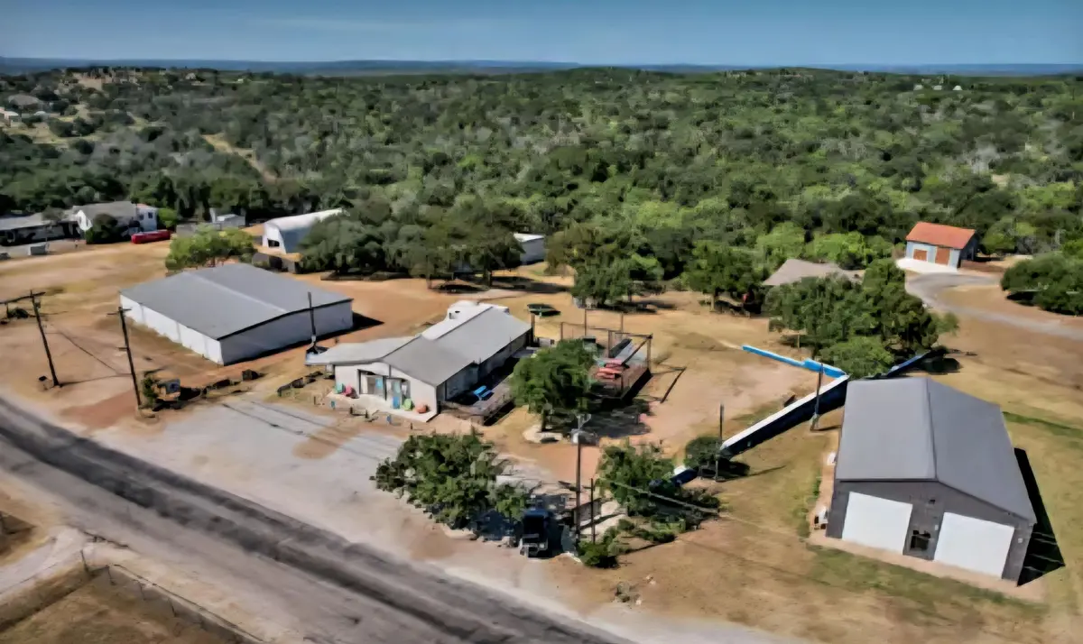 106 Sunrise DR, Sunrise Beach, TX 78643