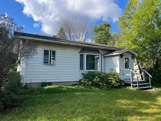 1909 Southern Dr, Virginia, MN 55792