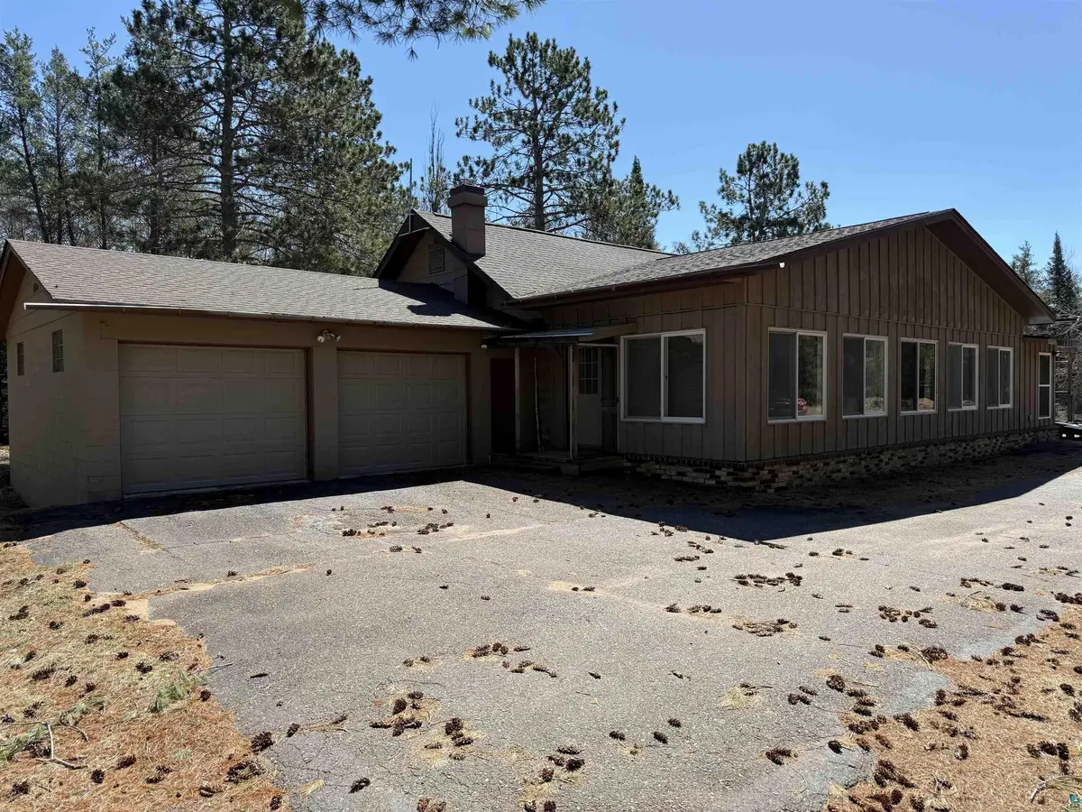 7620 E County Rd T, Wascott, WI 54838